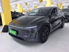 Tesla Model Y Rear-Wheel Drive - ფოტო 1