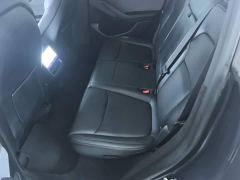 Tesla Model Y Rear-Wheel Drive - ფოტო 16
