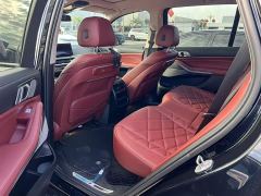 BMW X5 xDrive 30Li M Sport Luxury Night Edition Package - ფოტო 3
