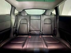 Tesla Model Y Rear-Wheel Drive - ფოტო 9