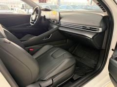 Hyundai Elantra 1.5L CVT Luxury - фото 8