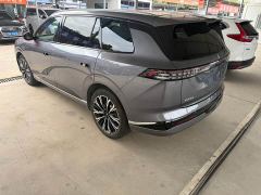 Dongfeng eπ008 Six-Seat Pure Electric Family Comfort Edition - ფოტო 16