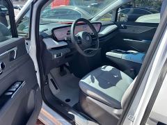 Buick GL8 Luzun Respect Edition - photo 2