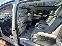 Buick GL8 Luzun Respect Edition - photo 4