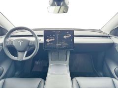 Tesla Model Y Long Range All-Wheel Drive - ფოტო 7
