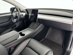 Tesla Model Y Long Range All-Wheel Drive - ფოტო 8