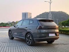 Volvo XC70 Plug-in Hybrid Two-Wheel Drive Long Range Core - фото 5