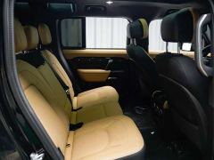 Land Rover Defender 110 3.0T P400 Dark Edition - photo 16