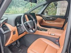 Toyota Vellfire Crown Hybrid 2.5L Executive Premier Edition - ფოტო 4