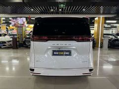 Denza D9 DM-i 970 AWD Flagship - ფოტო 13