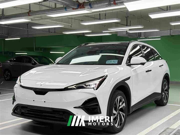Arcfox Alpha T5 520 MAX - car from China