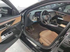 Mercedes-Benz E-Class E 300 L Fashion Edition - photo 15