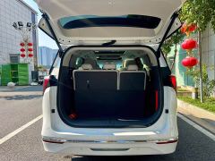 Buick GL8 Luzun Respect Edition - photo 11