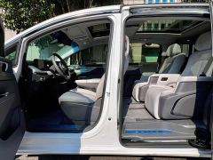 Buick GL8 Luzun Respect Edition - photo 18