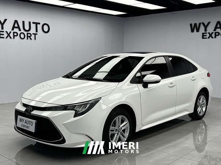 Toyota Corolla 1.8L CVT Luxury - автомобиль из Китая
