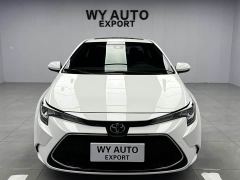 Toyota Corolla 1.8L CVT Luxury - фото 2