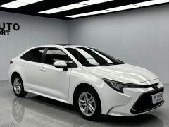 Toyota Corolla 1.8L CVT Luxury - фото 3