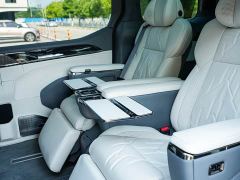 Zeekr 009 Six-Seat Executive AWD 108kWh - ფოტო 15