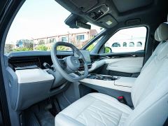 Zeekr 009 Six-Seat Executive AWD 108kWh - ფოტო 4