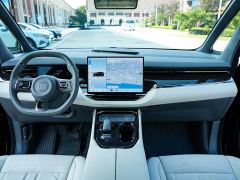 Zeekr 009 Six-Seat Executive AWD 108kWh - ფოტო 8