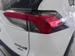 Toyota RAV4 2.0L CVT AWD Adventure Plus - фото 20