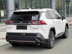 Toyota Wildland Hybrid 2.5L E-CVT FWD Luxury Plus - photo 4