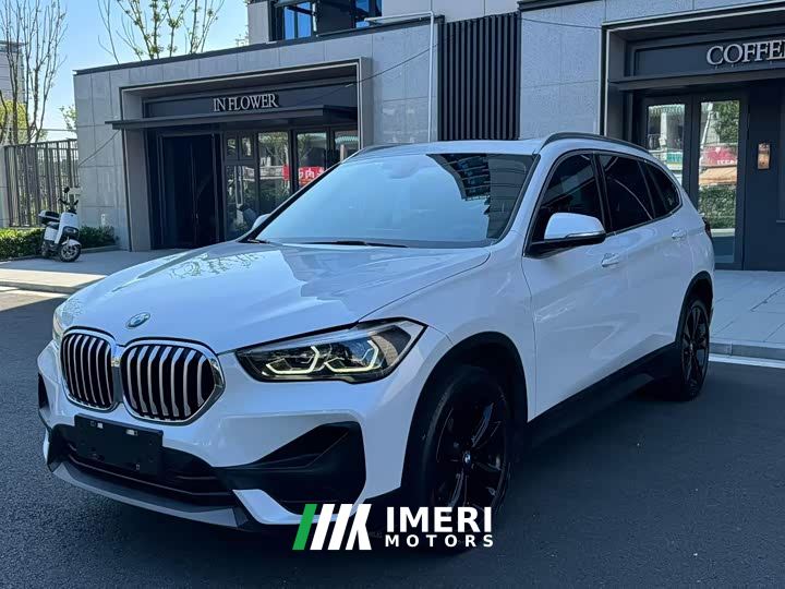 BMW X1 sDrive20Li Fashion Edition - автомобиль из Китая