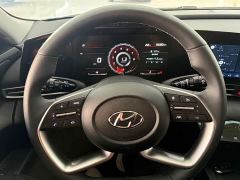 Hyundai Elantra 1.5L CVT Luxury - photo 12