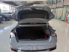 Hyundai Elantra 1.5L CVT Luxury - photo 15