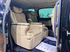 Toyota Vellfire Crown Hybrid 2.5L HV Premium Edition - ფოტო 10