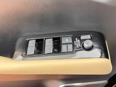 Toyota Vellfire Crown Hybrid 2.5L HV Premium Edition - ფოტო 17