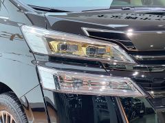 Toyota Vellfire Crown Hybrid 2.5L HV Premium Edition - ფოტო 5