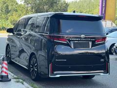 Toyota Vellfire Crown Hybrid 2.5L Executive Premier Edition - photo 6