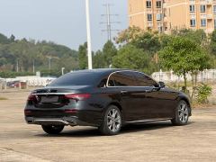 Mercedes-Benz E-Class E 300 L Luxury - photo 11