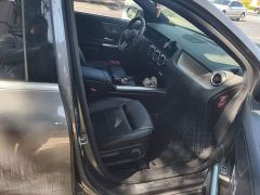 Mercedes-Benz GLA 180 - ფოტო 8