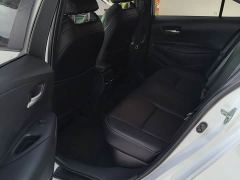 Toyota Corolla Hybrid 1.8H E-CVT Luxury - фото 13