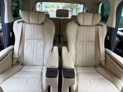 Toyota Alphard Hybrid 2.5L Premium Edition - фото 13