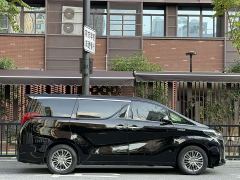Toyota Alphard Hybrid 2.5L Premium Edition - фото 4