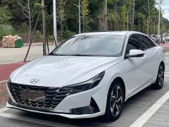 Hyundai Elantra 1.5L CVT Luxury - ფოტო 1
