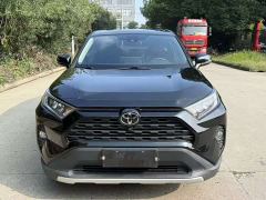 Toyota RAV4 2.0L CVT FWD Fashion Plus Edition - фото 1