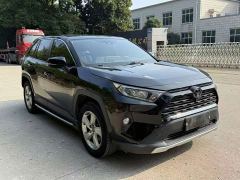 Toyota RAV4 2.0L CVT FWD Fashion Plus Edition - фото 3