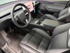 Tesla Model Y Rear-Wheel Drive - ფოტო 11