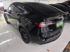 Tesla Model Y Long Range All-Wheel Drive - ფოტო 4