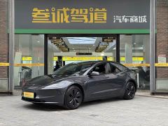 Tesla Model 3 Rear-Wheel Drive - ფოტო 1