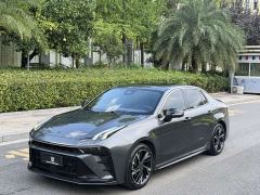 Lynk & Co 03 2.0T Diesel DCT Pro - ფოტო 1