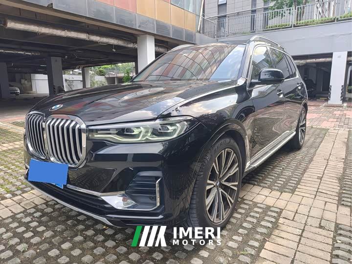 BMW X7 xDrive40i Premier Luxury Package