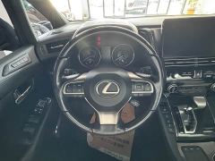Lexus LM 300h 7-Seater Elegant Edition - фото 17