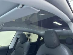 Tesla Model Y Long Range All-Wheel Drive Launch Edition - фото 19