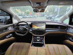 Denza D9 DM-i 970 AWD Flagship - ფოტო 6