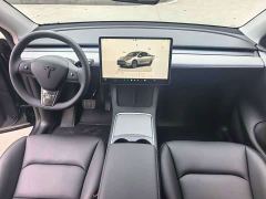 Tesla Model Y Rear-Wheel Drive - ფოტო 5